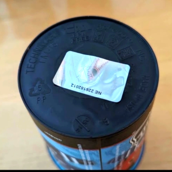 10 Plastic NHL Hockey Cups - Picture 3 of 3